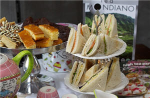 lekkere hapjes maken op de high tea workshop